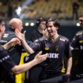 Vitality celebra vitória sobre a Natus Vincere na final da BLAST Rivals Season 1