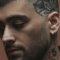 Zayn Malik, ex-One Direction, cancela turnê nos Estados Unidos após internação e mantém recuperação em casa