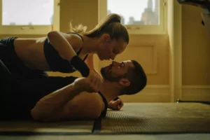 Ester Expósito estrela Atraídos Pelo Destino, novo thriller romântico do Prime Video.