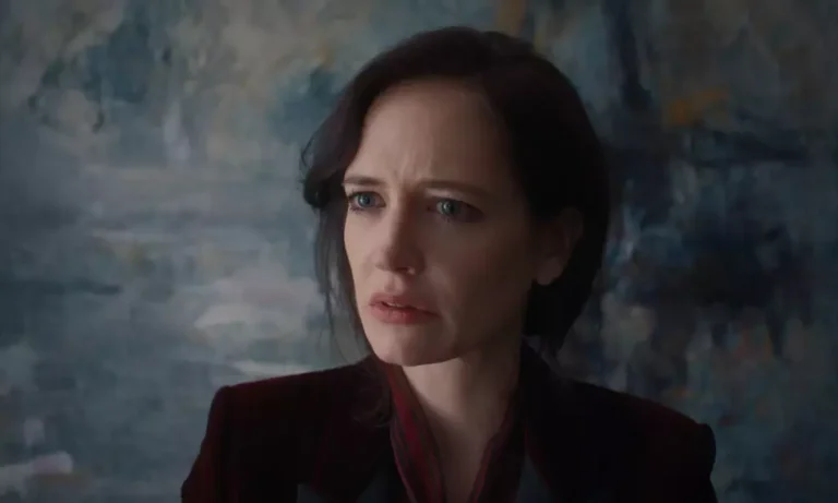 Eva Green sofre acidente durante gravações da terceira temporada de Wandinha na Irlanda