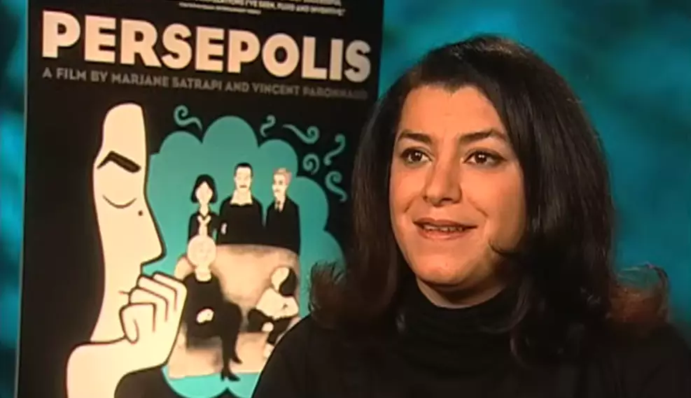 Marjane Satrapi durante período de divulgação de Persépolis, obra que marcou sua carreira no cinema e nos quadrinhos.