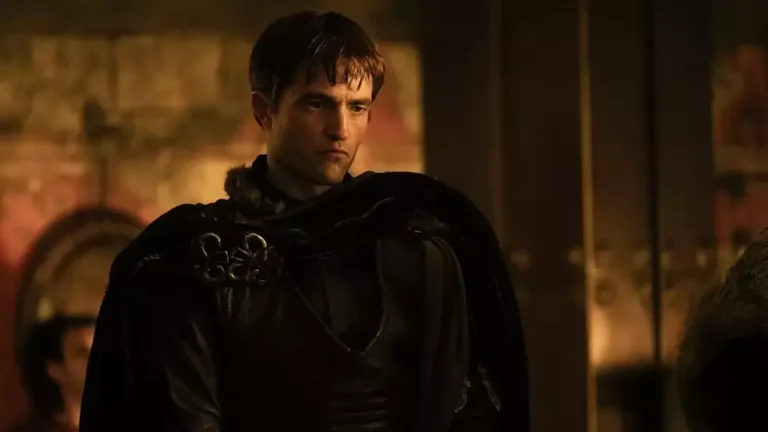 Robert Pattinson comenta sua experiência como Antínoo em A Odisseia de Christopher Nolan