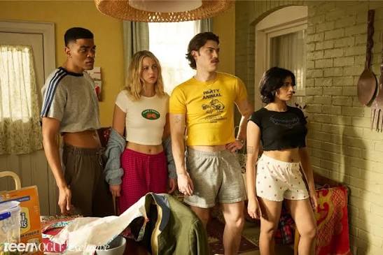 Os protagonistas de Adults enfrentam novas situações da vida adulta na segunda temporada da série.