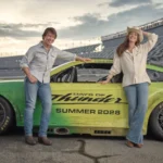 Anne Hathaway e Tom Cruise estarão juntos na sequência de “Dias de Trovão”, prevista para chegar aos cinemas em 2028.