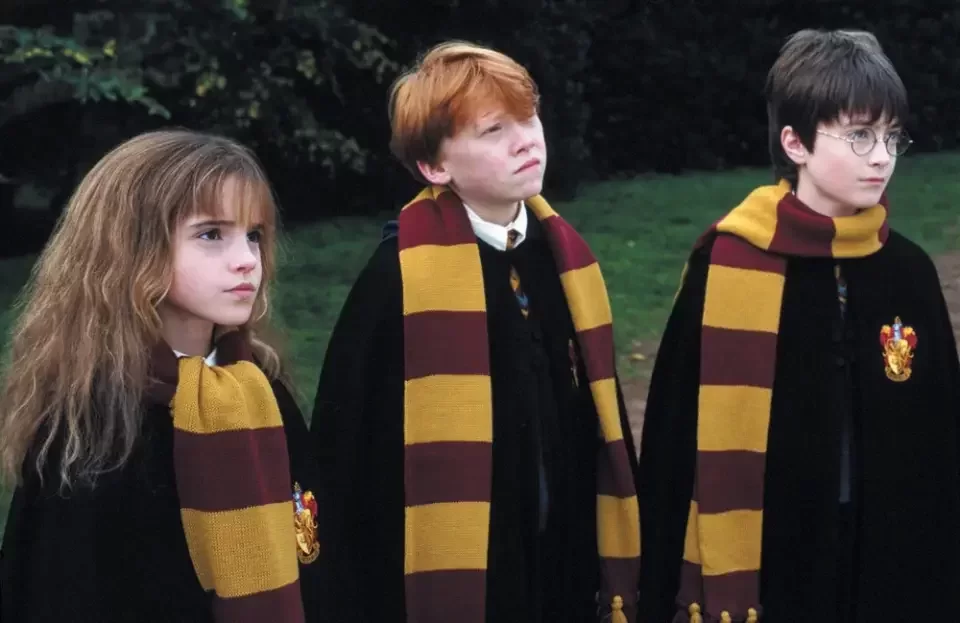 Harry Potter em cena da franquia de filmes do Mundo Bruxo.
