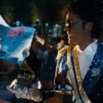 Jaafar Jackson interpreta Michael Jackson na cinebiografia que terá uma segunda parte sobre os anos 1990.