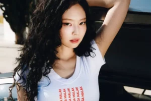 Jennie anuncia novo EP com músicas inéditas apresentadas em festivais internacionais.