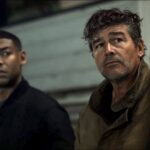 Os Lanternas Verdes Hal Jordan e John Stewart aparecem em cena da nova série da HBO.