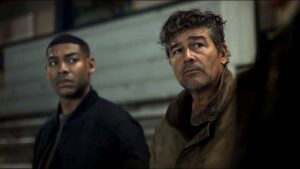 Os Lanternas Verdes Hal Jordan e John Stewart aparecem em cena da nova série da HBO.