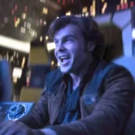Alden Ehrenreich entra para o elenco de Miami Vice '85 ao lado de Michael B. Jordan e Austin Butler.