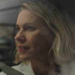 Naomi Watts recebe o Prêmio Donostia durante o Festival de San Sebastián em reconhecimento à sua trajetória no cinema.