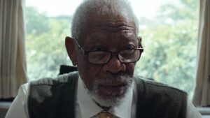O Assassino Ritual mostra Boyd diante dos olhos de Randoku no momento perturbador que encerra o filme.