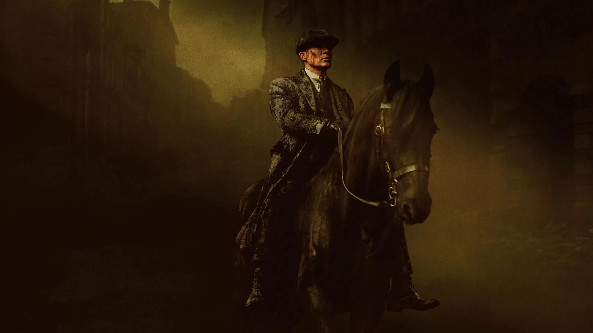 Tommy Shelby enfrenta o peso do passado no filme Peaky Blinders: O Homem Imortal.