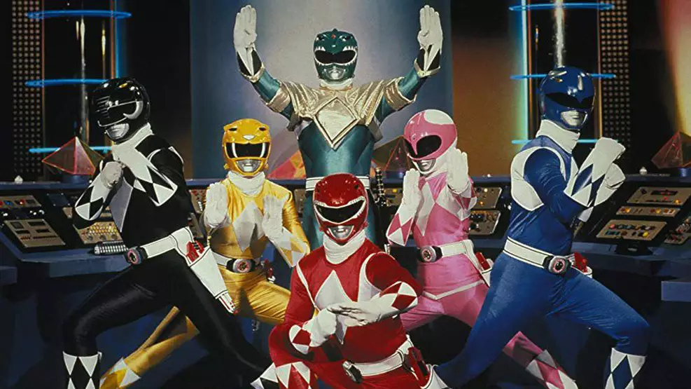 Novo filme dos Daniels teria grupo de jovens com trajes coloridos em uma história inspirada por Power Rangers.