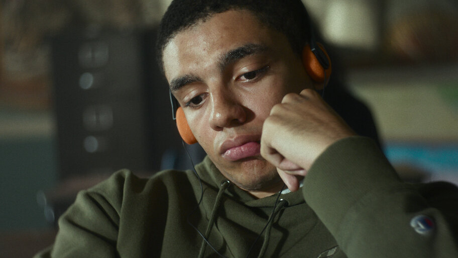 Cillian Murphy interpreta Steve, diretor de uma instituição para adolescentes em crise, no drama da Netflix.