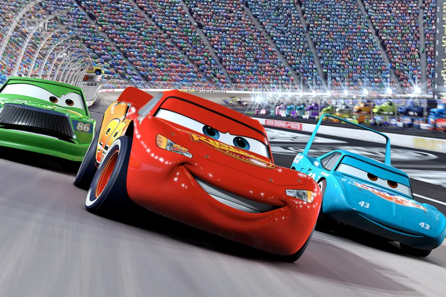 “Carros” retorna aos cinemas para celebrar os 20 anos de Relâmpago McQueen