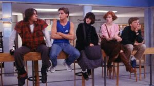 Anthony Michael Hall revela que John Hughes pensou em uma sequência de O Clube dos Cinco com os personagens adultos.