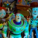 Toy Story 5, da Pixar, chega ao Disney+ em setembro após ultrapassar US$ 1 bilhão em bilheteria mundial.