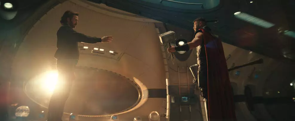 vingadores-doutor-destino-reacao-trailer Público reage ao trailer de Vingadores: Doutor Destino durante sessão especial promovida pela Marvel Studios.