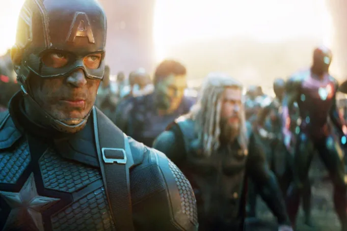 “Vingadores: Ultimato” retorna aos cinemas em novo relançamento da Marvel Studios.