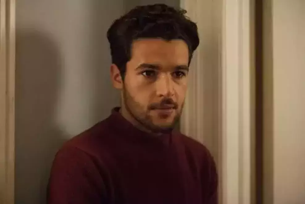 Christopher Abbott comenta sua reação ao ser anunciado como Professor X da Marvel.