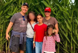 Chad Lowe e a família lamentam a morte de Fiona Lowe aos 13 anos.