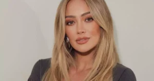 Hilary Duff anuncia retorno ao Brasil com show em São Paulo em 2027.