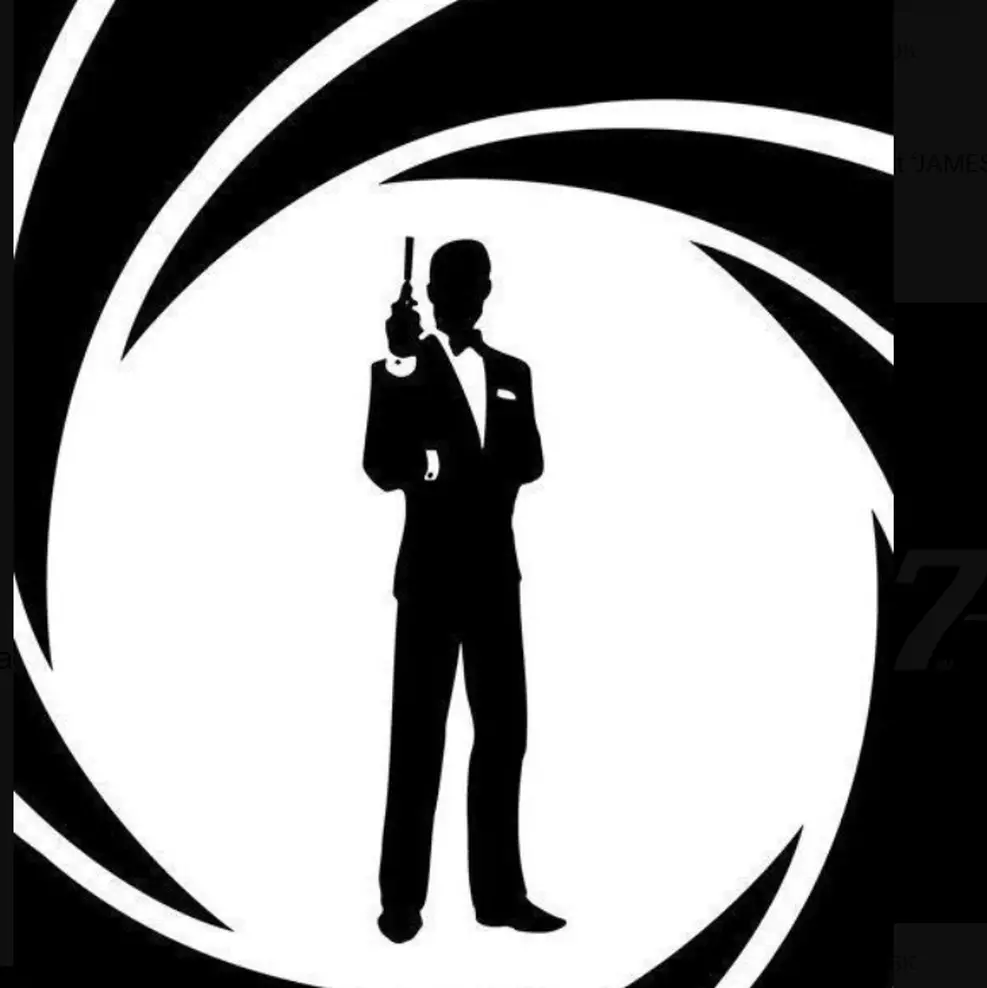 Steven Knight conclui o primeiro rascunho do novo filme de James Bond.