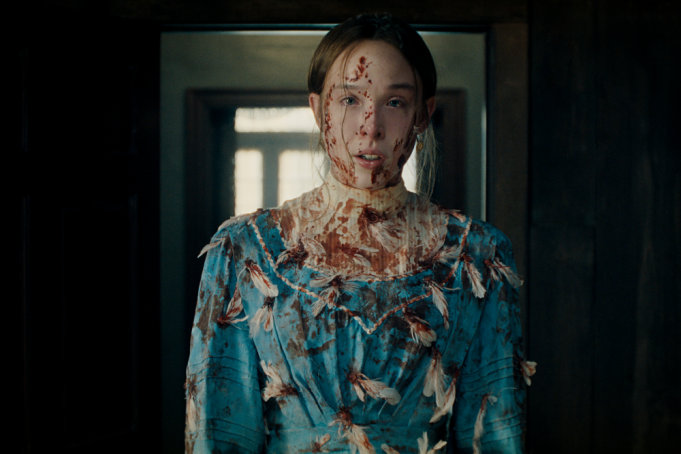 "Monster: A História de Lizzie Borden" apresenta uma versão dramatizada da trajetória de Lizzie antes do crime.