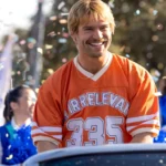 David Corenswet interpreta John Tuggle no primeiro trailer de “Mr. Irrelevant”, filme sobre o último escolhido do Draft da NFL.