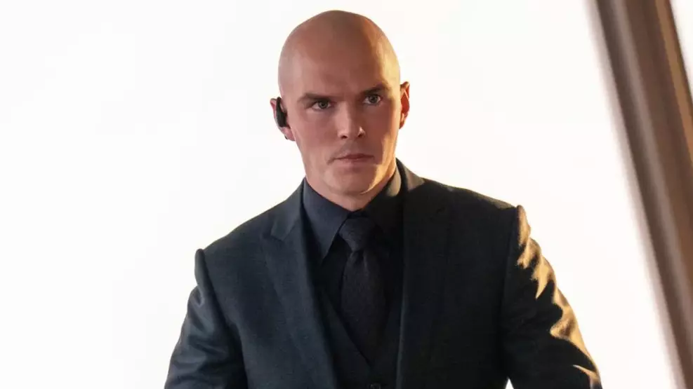 Nathan Fillion comenta o papel de Lex Luthor em “Superman: Homem do Amanhã”.