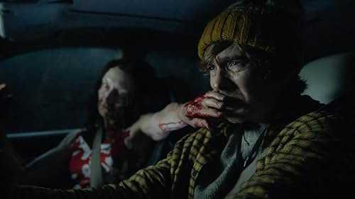 "Resident Evil" de Zach Cregger aposta em uma nova abordagem para levar o terror dos games ao cinema.