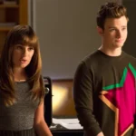 Ryan Murphy conclui roteiro para possível retorno de “Glee”.