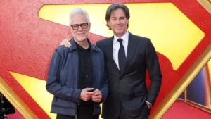 James Gunn confirma que David Ellison conhece os planos futuros do Universo DC.