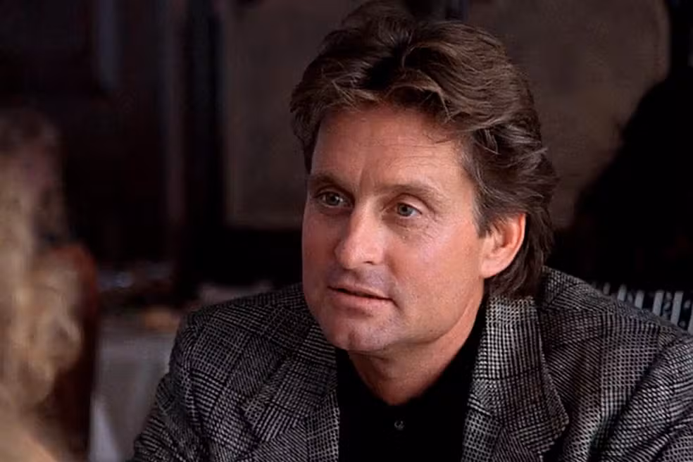 Michael Douglas critica o uso do termo “nepo baby” em Hollywood.