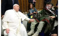 “Green Lava” acompanha jovem com distrofia muscular em curta documental ligado ao Vaticano.