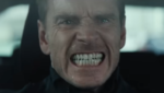 Michael Fassbender em cena da série A Agência, produção de espionagem do Paramount+.
