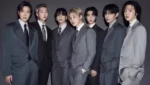 Integrantes do BTS em imagem promocional do álbum ARIRANG, que ganhou versão deluxe com a música inédita "Come Over"