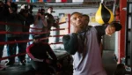 Michael B. Jordan apresenta Delphi, série derivada de Creed ambientada na academia de Apollo.