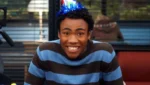 Donald Glover durante entrevista sobre Community: O Filme