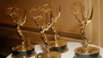 Emmy Awards 2026 tem mudanças na cerimônia principal após decisão da Academia de Televisão.