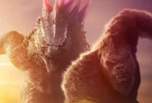 Godzilla em cena destrutiva com cidade ao fundo em novo planejamento global da Toho