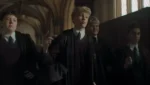 Elenco da nova série de Harry Potter e atores dos filmes originais se encontram no BAFTA TV Awards em Londres.