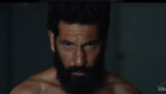Justiceiro Uma Última Morte mostra Jon Bernthal como Frank Castle em cena sombria do trailer