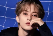 Mark Lee durante apresentação com o NCT antes de deixar a SM Entertainment e os subgrupos NCT 127 e NCT Dream