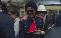 Michael lidera a bilheteria mundial após ultrapassar O Diabo Veste Prada 2 nos cinemas.