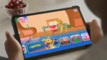 Aplicativo Netflix Playground exibindo jogos infantis com personagens como Peppa Pig em tablet