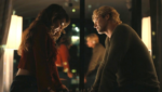 Allie e Dean em Off Campus: Amores Improváveis durante a segunda temporada do Prime Video.