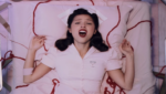 Olivia Rodrigo lança o single the cure acompanhado de clipe oficial do novo álbum.