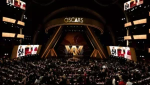 Estatueta do Oscar em destaque representando anúncio das datas das cerimônias de 2027 e 2028